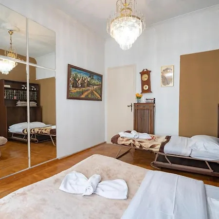 Pagrati 2 Bedrooms 5 Persons By Mps *