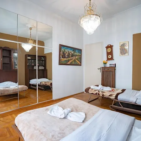 Pagrati 2 Bedrooms 5 Persons By Mps